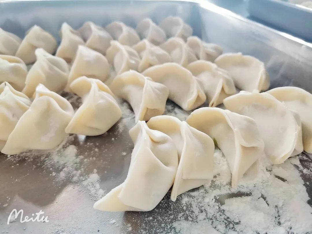 迎冬至吃餃子，藍(lán)海智裝“冬至暖心”活動(dòng)進(jìn)行時(shí)